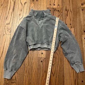 Bo&Tee Washed Cropped Sweatshirt Funnel Neck Gray Size S